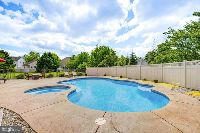 2705 KREIDER RD, Lititz, PA 17543