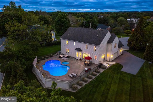 2705 KREIDER RD, Lititz, PA 17543