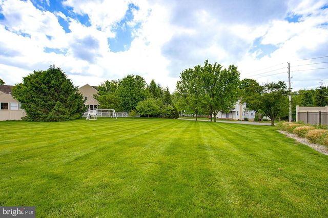 2705 KREIDER RD, Lititz, PA 17543