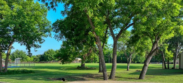 723 E Main Street, Lancaster, TX 75146
