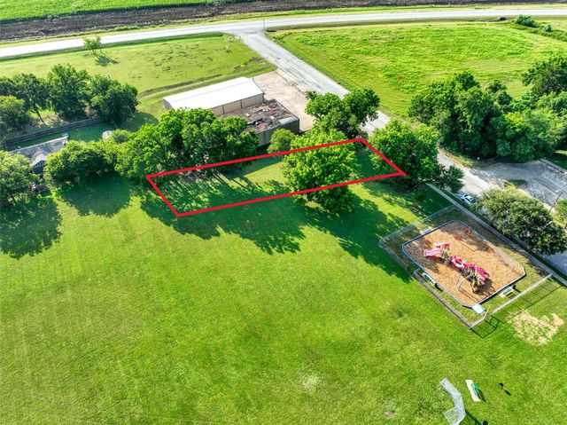 723 E Main Street, Lancaster, TX 75146
