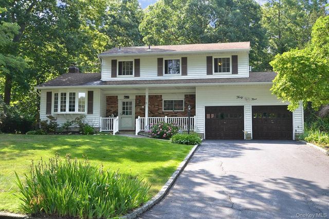 39 Sheryl Crescent, Smithtown, NY 11787