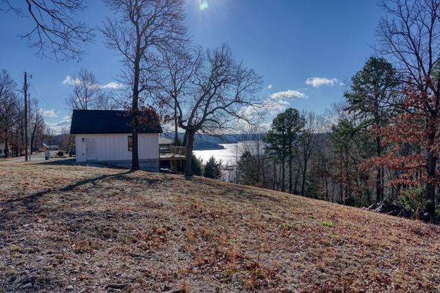 131 Beaverview Road, Eureka Springs, AR 72631