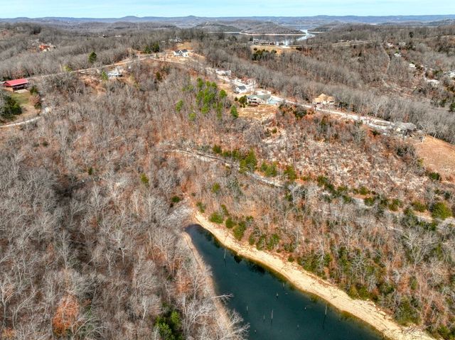 131 Beaverview Road, Eureka Springs, AR 72631