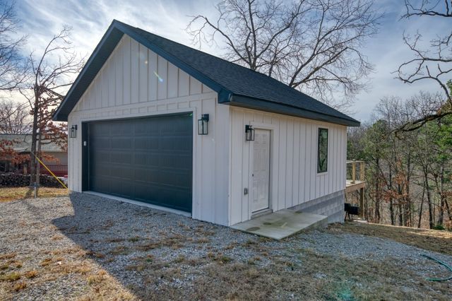 131 Beaverview Road, Eureka Springs, AR 72631