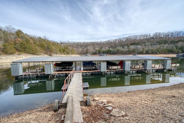 131 Beaverview Road, Eureka Springs, AR 72631