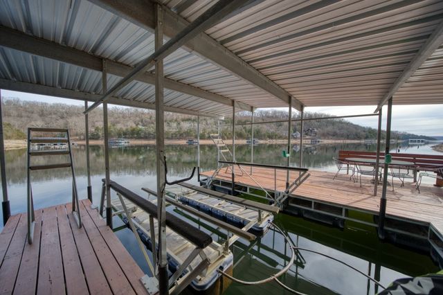 131 Beaverview Road, Eureka Springs, AR 72631