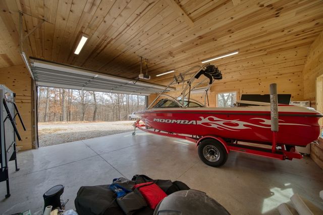 131 Beaverview Road, Eureka Springs, AR 72631