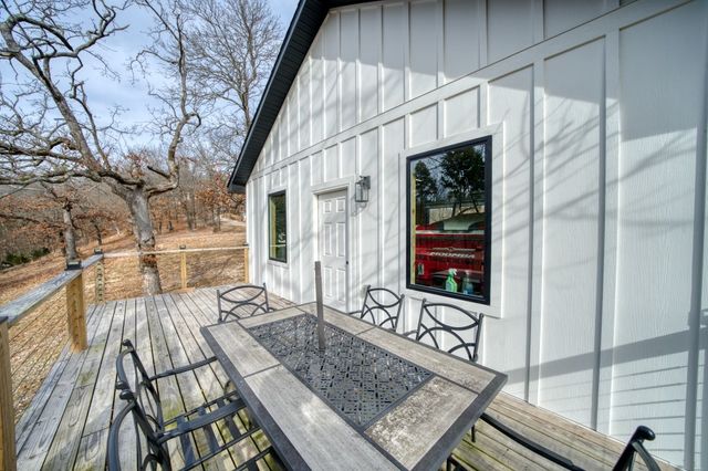 131 Beaverview Road, Eureka Springs, AR 72631