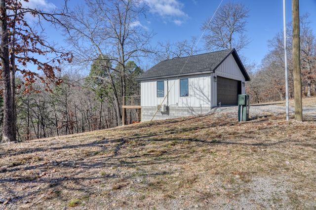 131 Beaverview Road, Eureka Springs, AR 72631