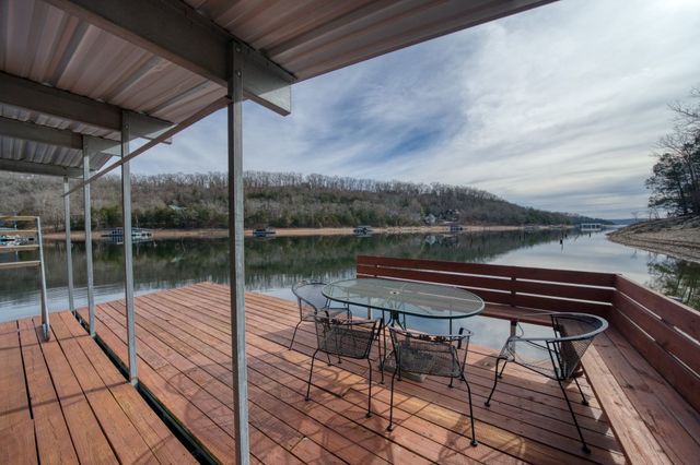 131 Beaverview Road, Eureka Springs, AR 72631