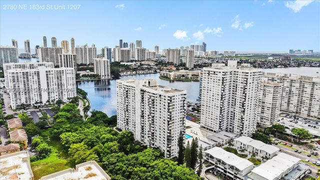 2780 NE 183rd St 1207, Aventura, FL 33160
