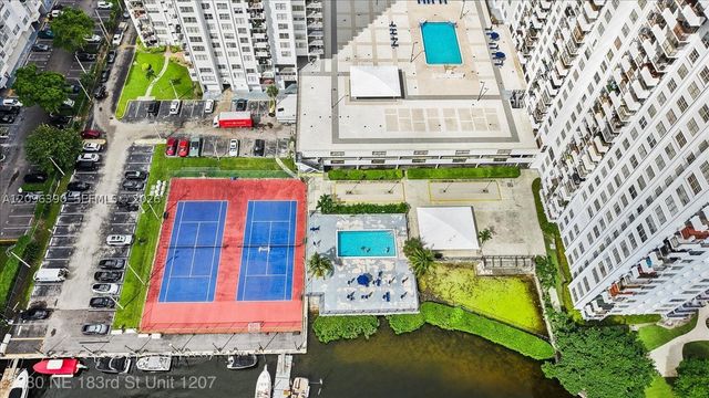 2780 NE 183rd St 1207, Aventura, FL 33160