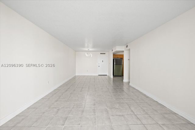 2780 NE 183rd St 1207, Aventura, FL 33160