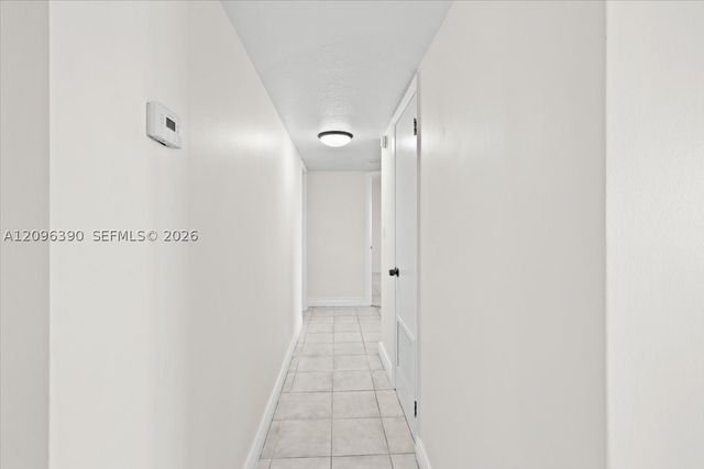 2780 NE 183rd St 1207, Aventura, FL 33160