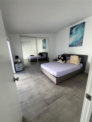 534 NE 195th St, Miami, FL 33179