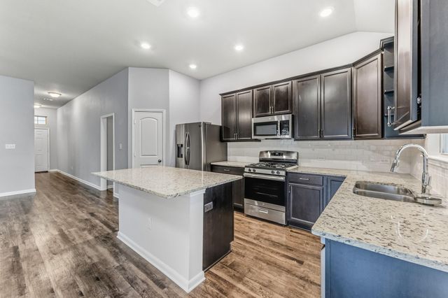 148 Emery Oak Way, Huntsville, TX 77320