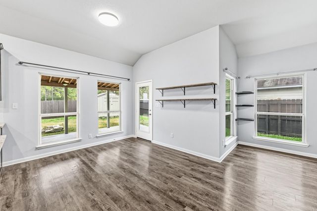 148 Emery Oak Way, Huntsville, TX 77320