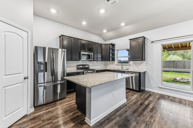 148 Emery Oak Way, Huntsville, TX 77320