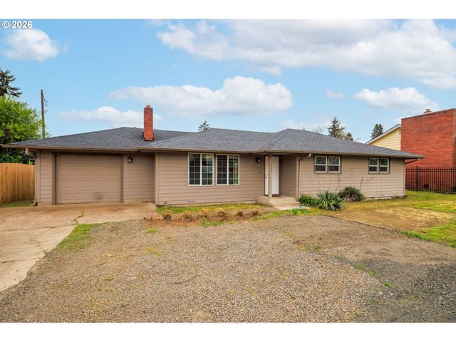 3735 HARLOW Rd, Eugene, OR 97401