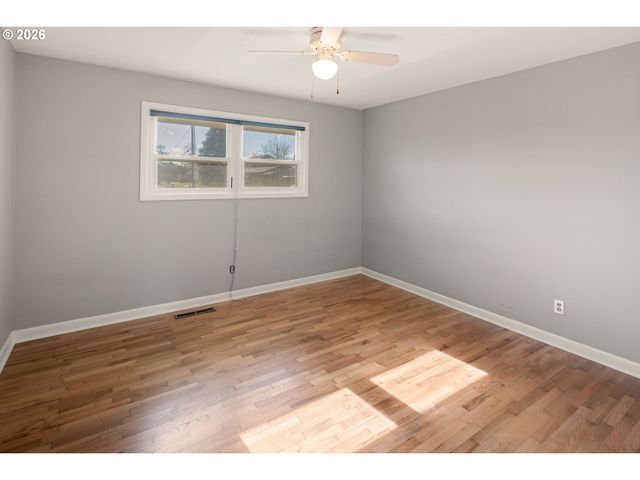 3735 HARLOW Rd, Eugene, OR 97401