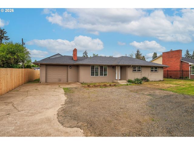 3735 HARLOW Rd, Eugene, OR 97401