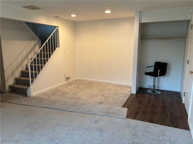 216 Moore Road, Avon Lake, OH 44012