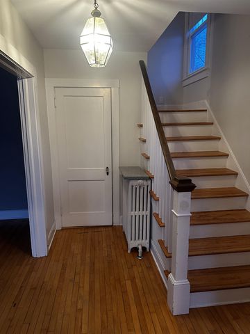 436 Maple Street, Burlington, VT 05401