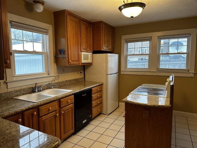 436 Maple Street, Burlington, VT 05401