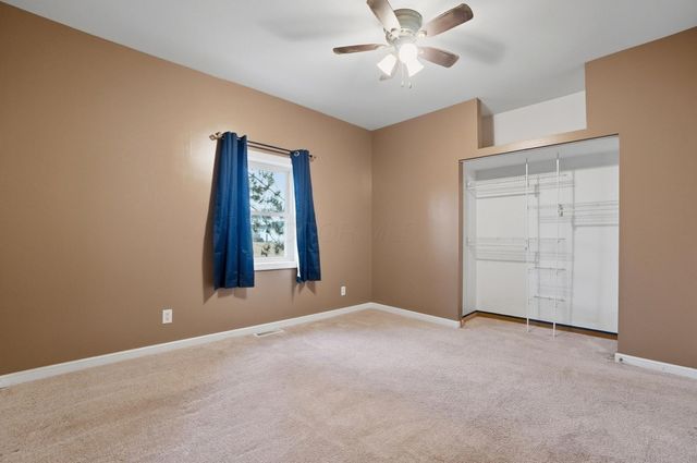 4840 Tschopp Road NE, Lancaster, OH 43130