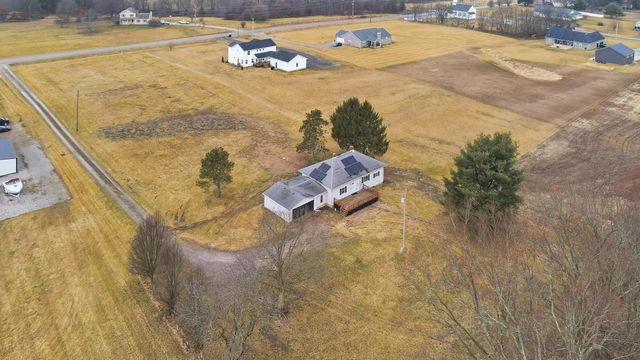 4840 Tschopp Road NE, Lancaster, OH 43130