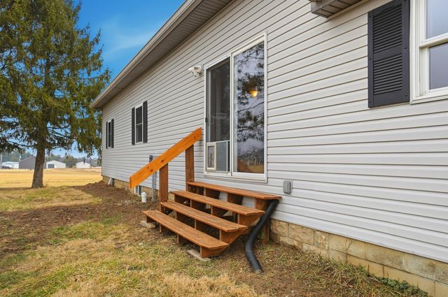 4840 Tschopp Road NE, Lancaster, OH 43130