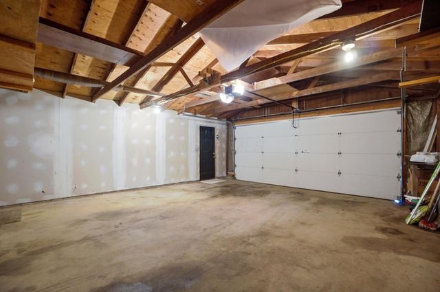 4840 Tschopp Road NE, Lancaster, OH 43130