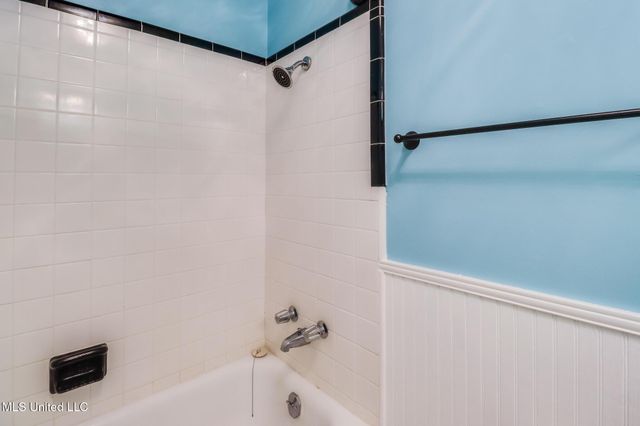 323 Carter Road, Biloxi, MS 39531