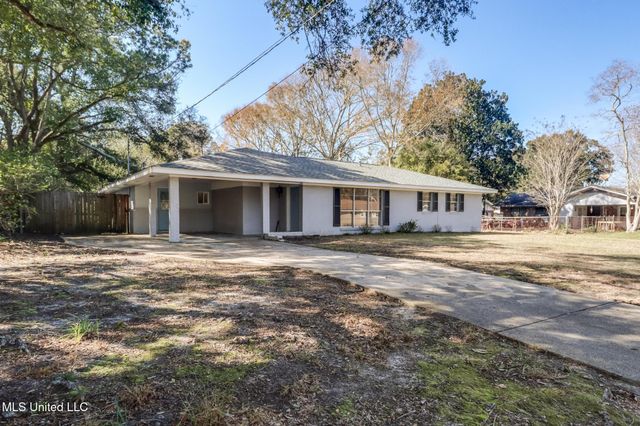 323 Carter Road, Biloxi, MS 39531