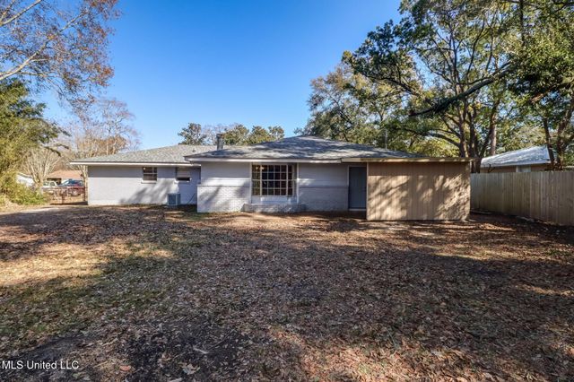 323 Carter Road, Biloxi, MS 39531