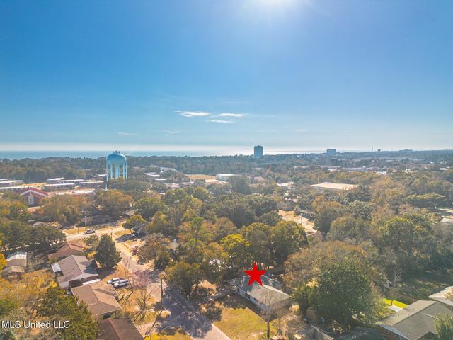 323 Carter Road, Biloxi, MS 39531