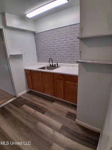 323 Carter Road, Biloxi, MS 39531