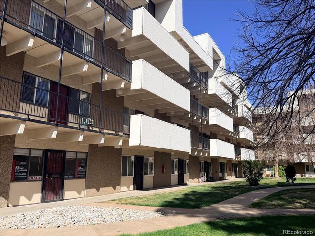 364 S Ironton St 128, Aurora, CO 80012