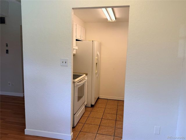 364 S Ironton St 128, Aurora, CO 80012