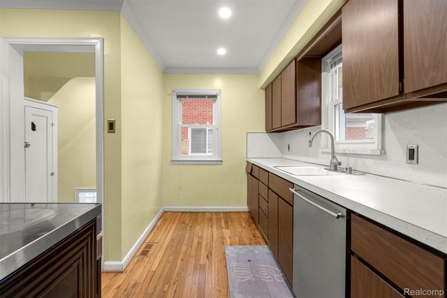 22544 Heinze Street, Dearborn, MI 48128