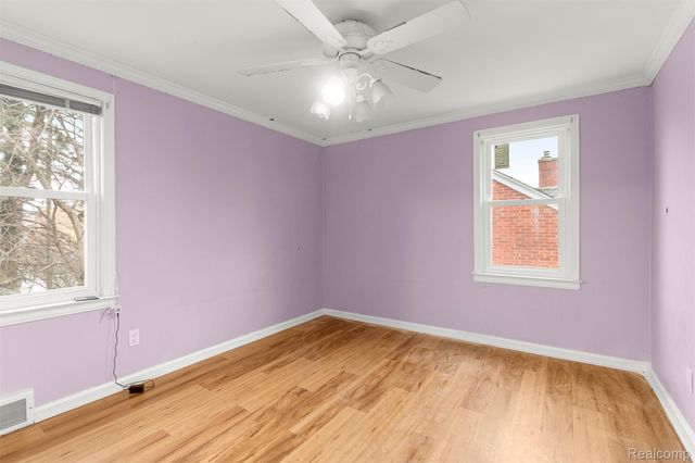 22544 Heinze Street, Dearborn, MI 48128