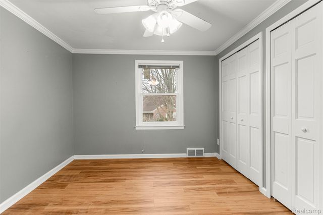 22544 Heinze Street, Dearborn, MI 48128