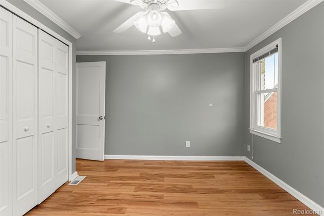 22544 Heinze Street, Dearborn, MI 48128