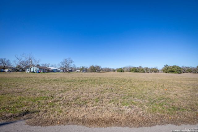 TBD E Pine, Seguin, TX 78155