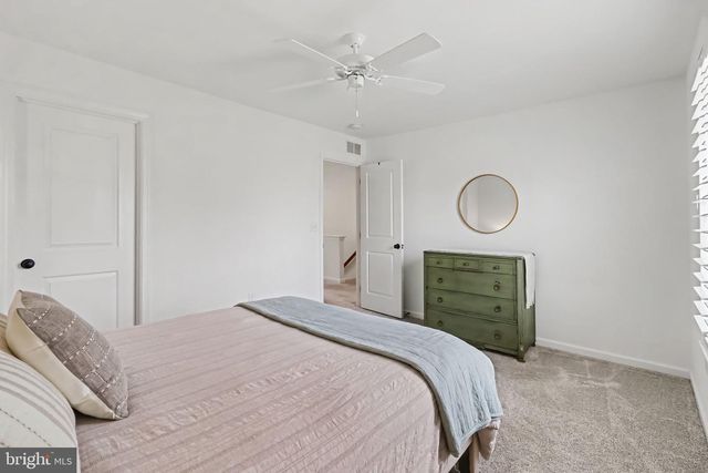 28 BAYBERRY RD, Carlisle, PA 17013