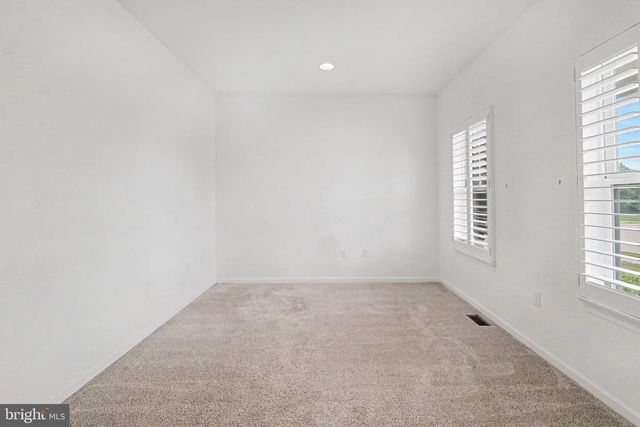 28 BAYBERRY RD, Carlisle, PA 17013