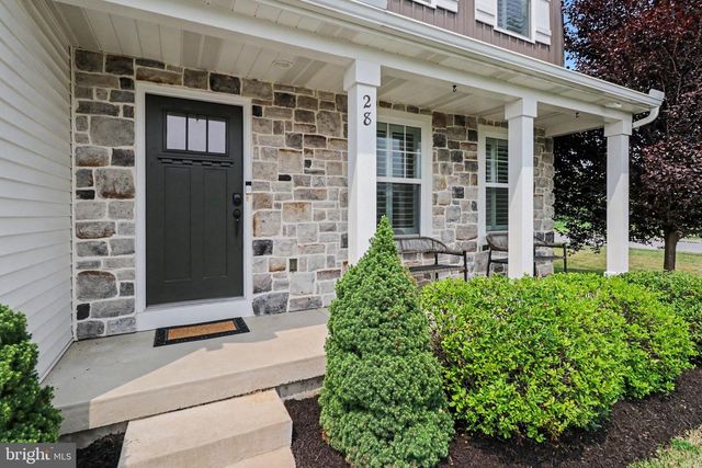 28 BAYBERRY RD, Carlisle, PA 17013