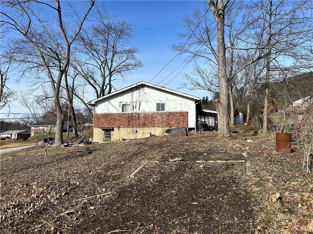 317 Alpine Village Dr, Monroeville, PA 15146