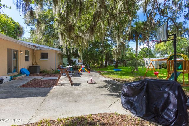 2012 Graham Street, South Daytona, FL 32119
